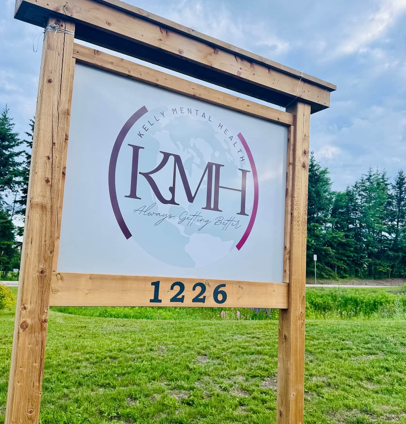 Kelly Mental Health road sign at 1226 Dawson Rd, Thunder Bay